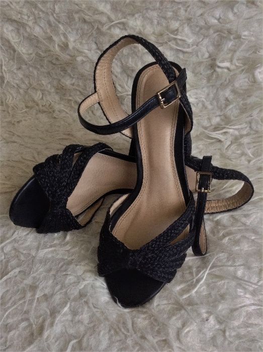 Sandálias pretas ASOS