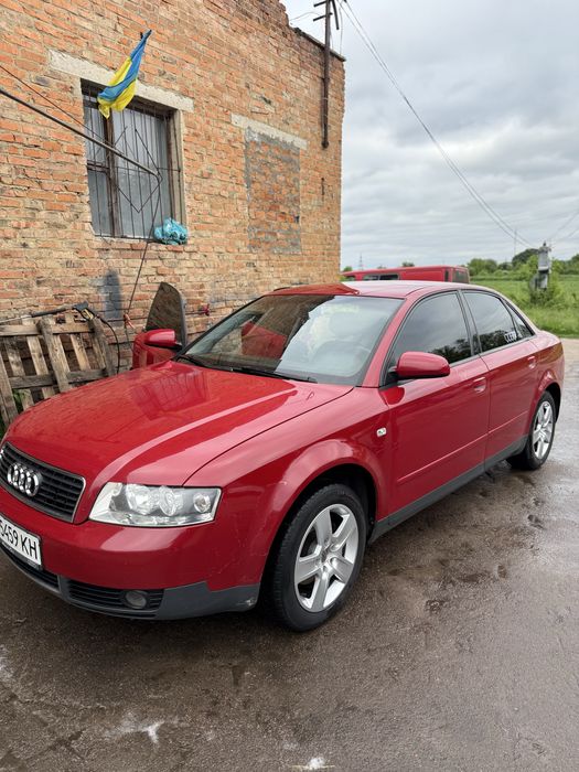 Ауді а4 б6 2001 1.6 бензин,в гарному стані
