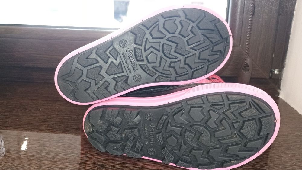 Продам зимові ботінки для дівчинки