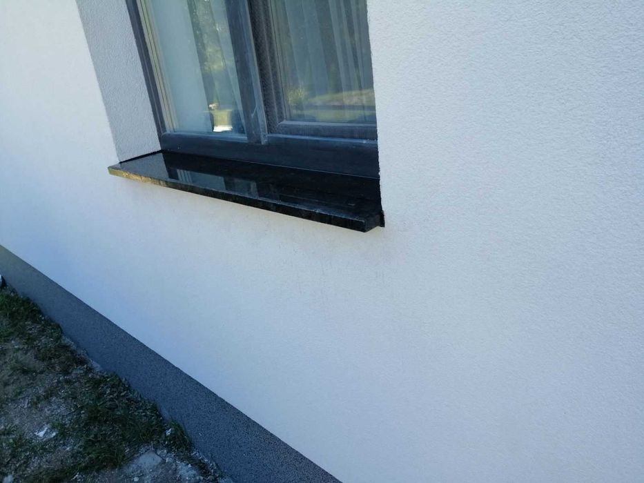 Підвіконня, стільниці, сходи та ін. вироби з граніту