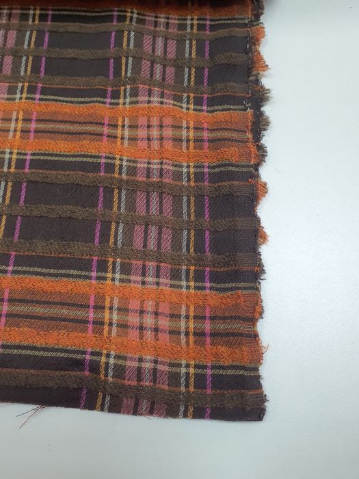 Tkanina krata szer.150 cm.
