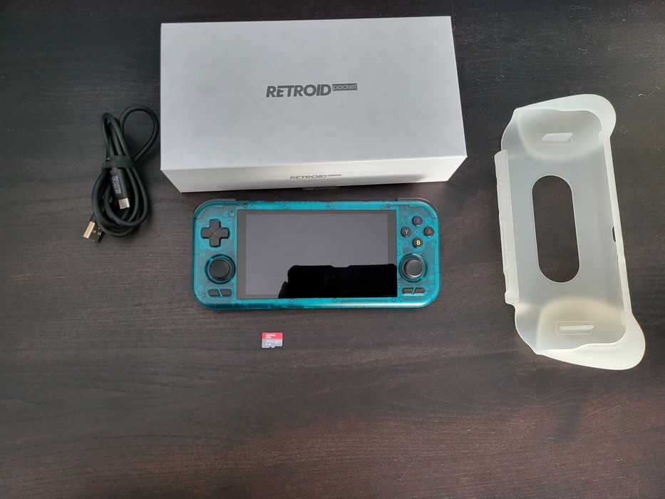 Retroid Pocket 4 Pro ＋純正ケース Retroid Pocket 4 Pro ＋純正ケース Retroid Pocket 4 Pro ＋純正