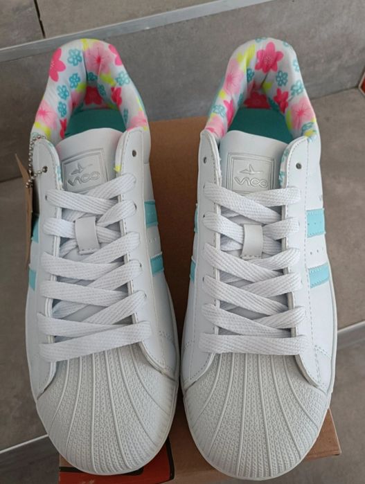 Buty sportowe białe sneakersy wiązane sznurowane adidasy 41 miętowe