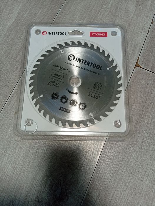 Диск по дереву 180 мм Intertool