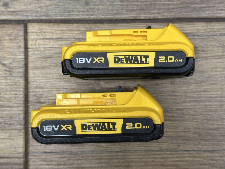 2x bateria, akumulator DeWalt XR 18V 2Ah 2022r.