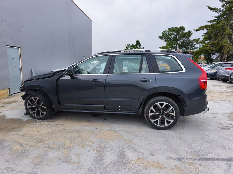 Volvo XC90 D5 2.0 235cv