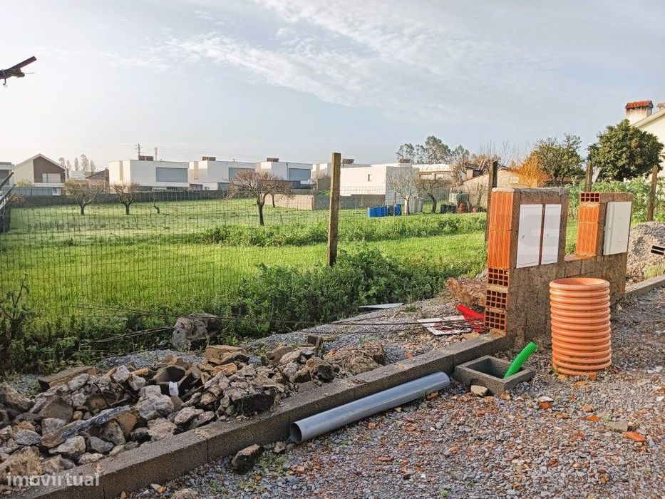 Lote de terreno em Albergaria-a-Velha