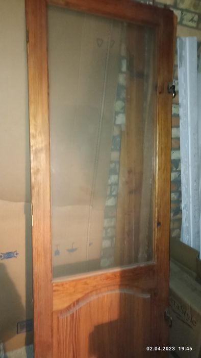 Вікно та двері дерев'яні