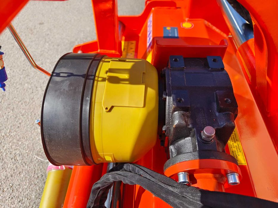 **PROMO** Triturador c/ desl.1.6m CERVO-160 -p/trator 50-100cv c/CARDÃ