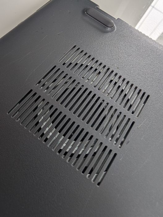 Laptop ASUS VivoBook 14 Stan Idealny | Windows 11