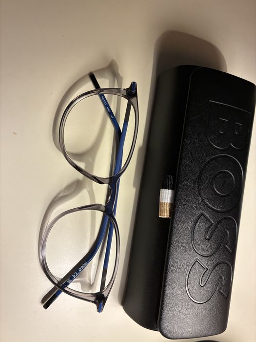 Armação Hugo Boss Nova