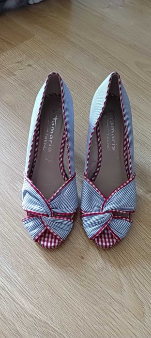 Szpili, buty na obcasie rozmiar 39