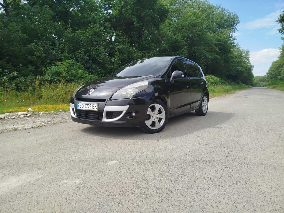 Продам авто Рено сценік 3