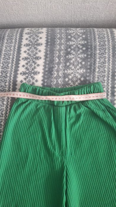 Продам штани в рубчик