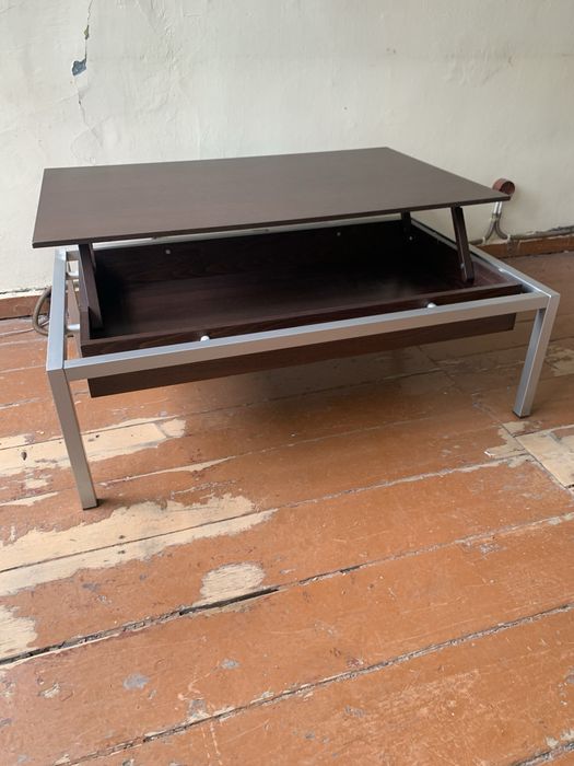 Продаеться Стол журнальный трансформер