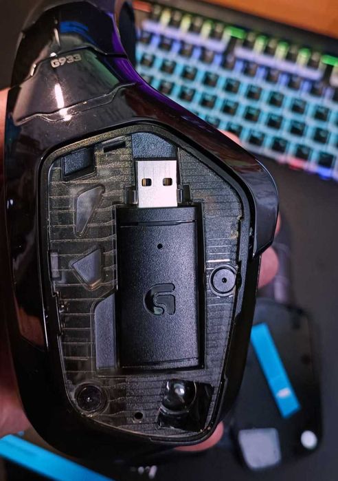 Продам  Logitech G933 black Spectrum Wireless 7.1