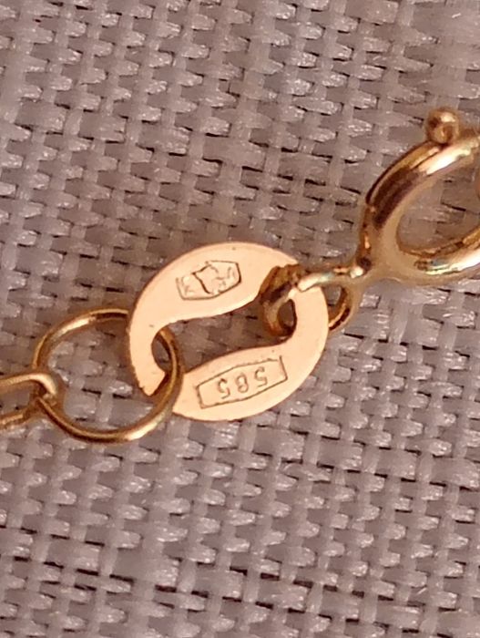 Złoty Łańcuszek z Sercem.
