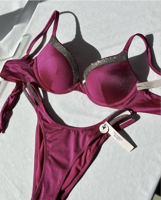 Купальник сваровски лифа: 34В/75В; 34С/75С труси: S, M