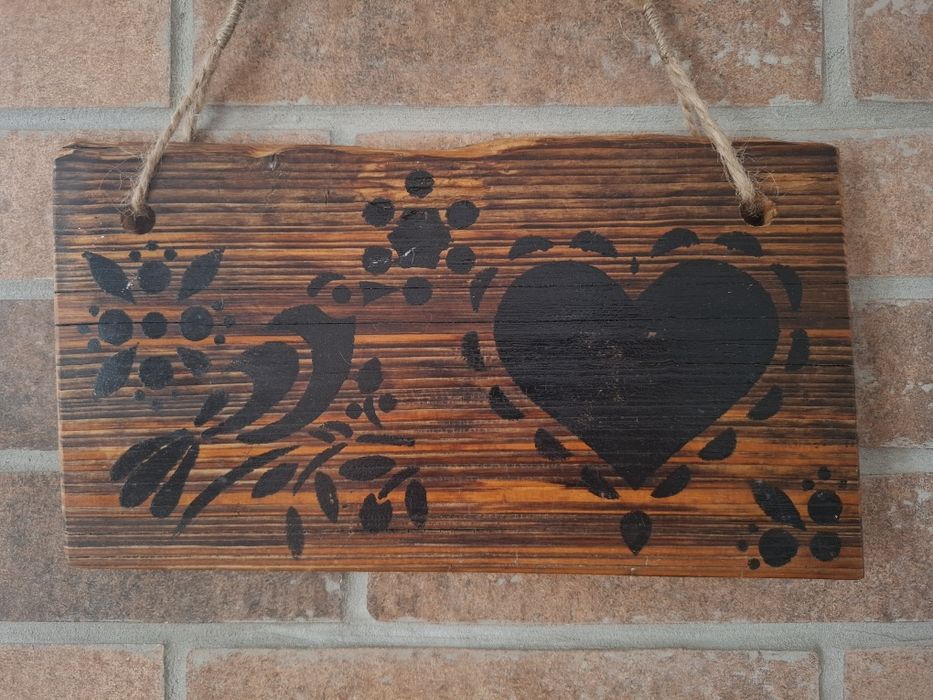 Duchy dawnej Warmii-deski ze starej stodoły