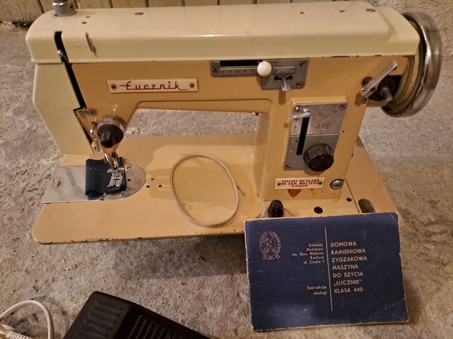 Maszyna do szycia Łucznik