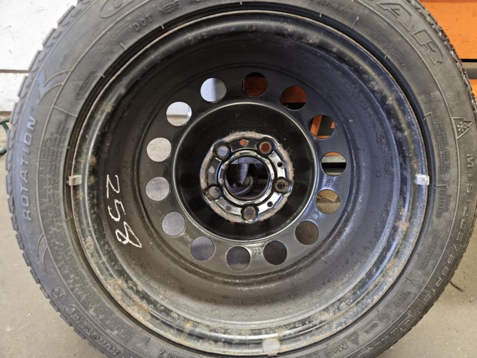 4x Felgi stalowe 16 5x120 ET31 BMW 3 E90 E91 E92 E93 F30 F31 [258]