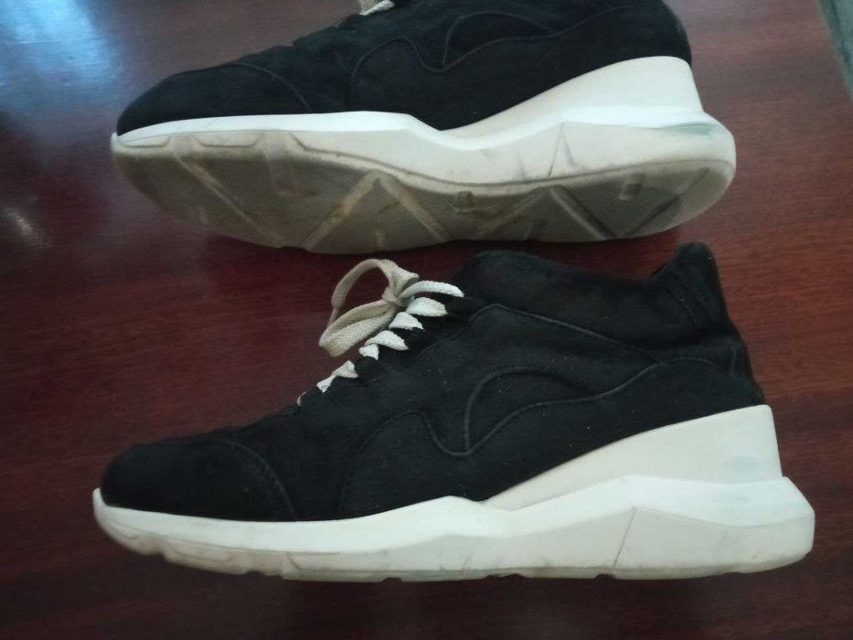 Кросовки замшевые 41 размер