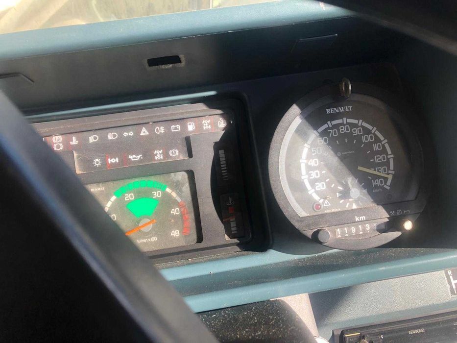 Vende-se  Autocarro RENAULT