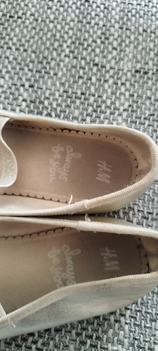 Złote balerinki hm roz. 31