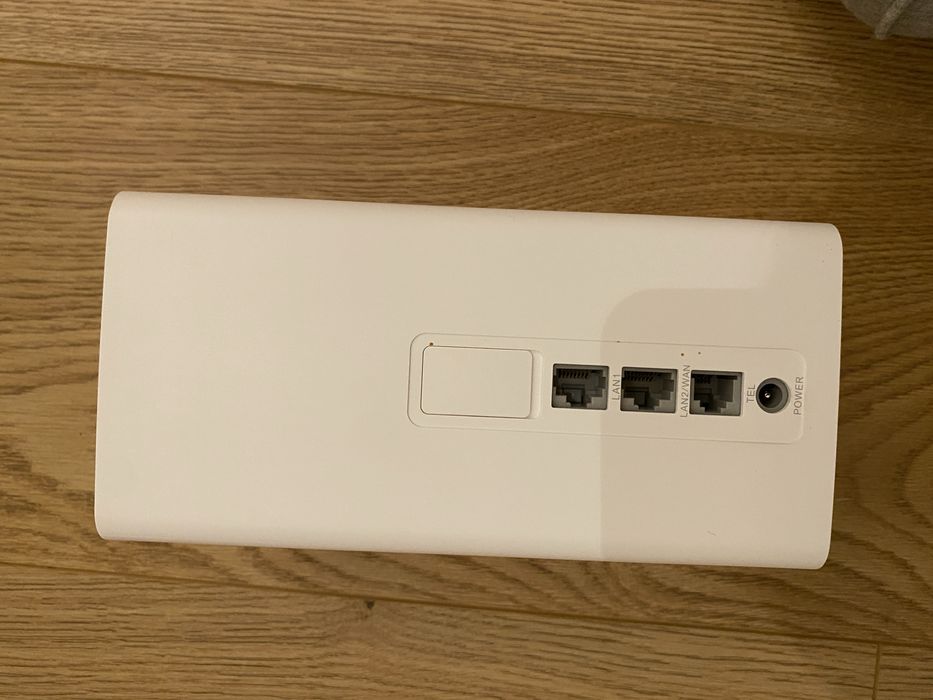 Zestaw HUAWEI B628 ROUTER + Acess Point (PoE) + zasilacz PoE Ubiquity