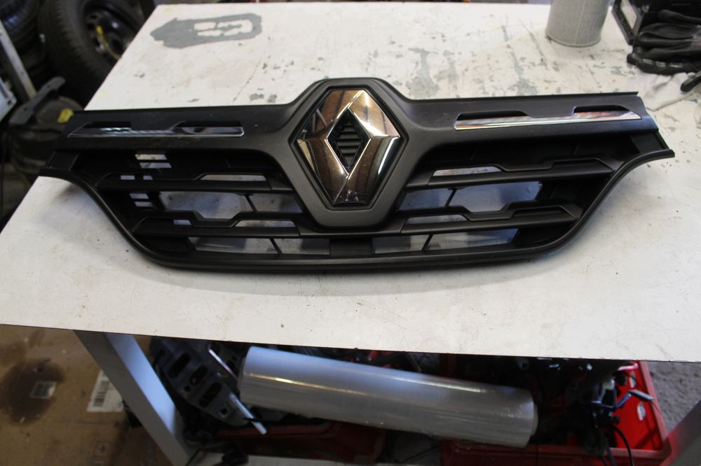 atrapa chłodnicy grill 623103295r renault kwid