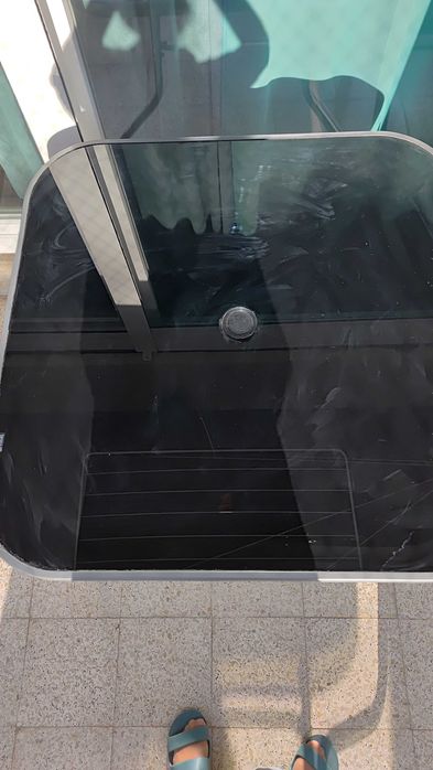 Mesa de exterior com cadeiras