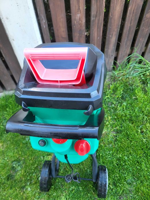 Rozdrabniacz do gałęzi CMI 2400w !!!