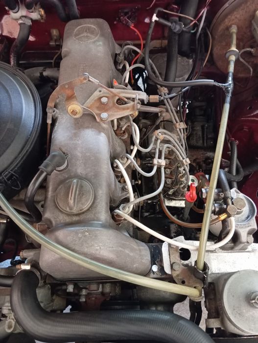 Motor Mercedes w123 300d OM 617