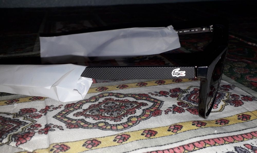 Óculos originais Lacoste