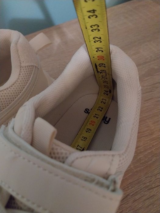 Paka butów dla dziewczynki