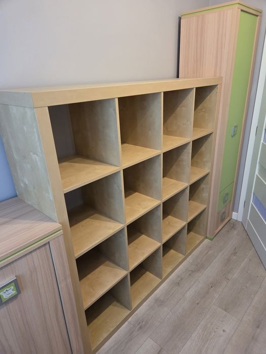 Zestaw mebli - dziecięce i salon