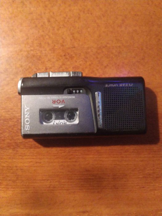 касетний плеєр дисковий магнітофон дека радіо касети диски центр