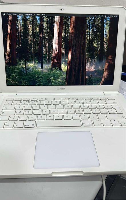 MacBook A1342 – 13" (Meados de 2010) – Funcionando perfeitamente