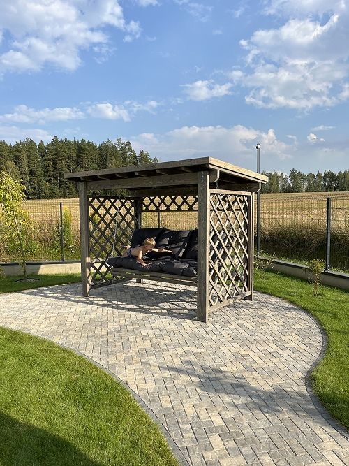 Садова гойдалка,качеля з дерева.Виробник