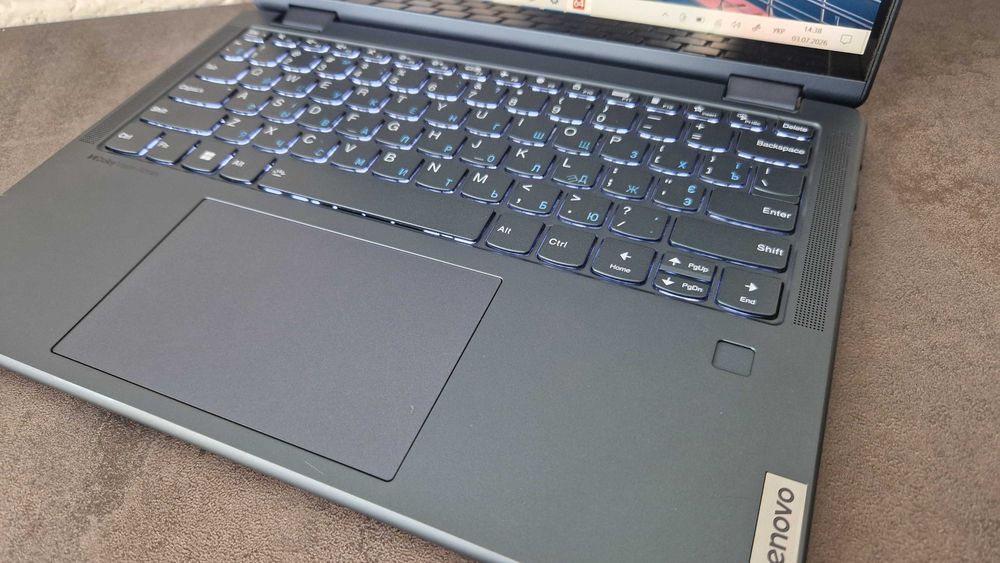 Ноутбук Lenovo Yoga 6  / Ryzen 5 7530U /8 озу/256 ссд/Трансформер