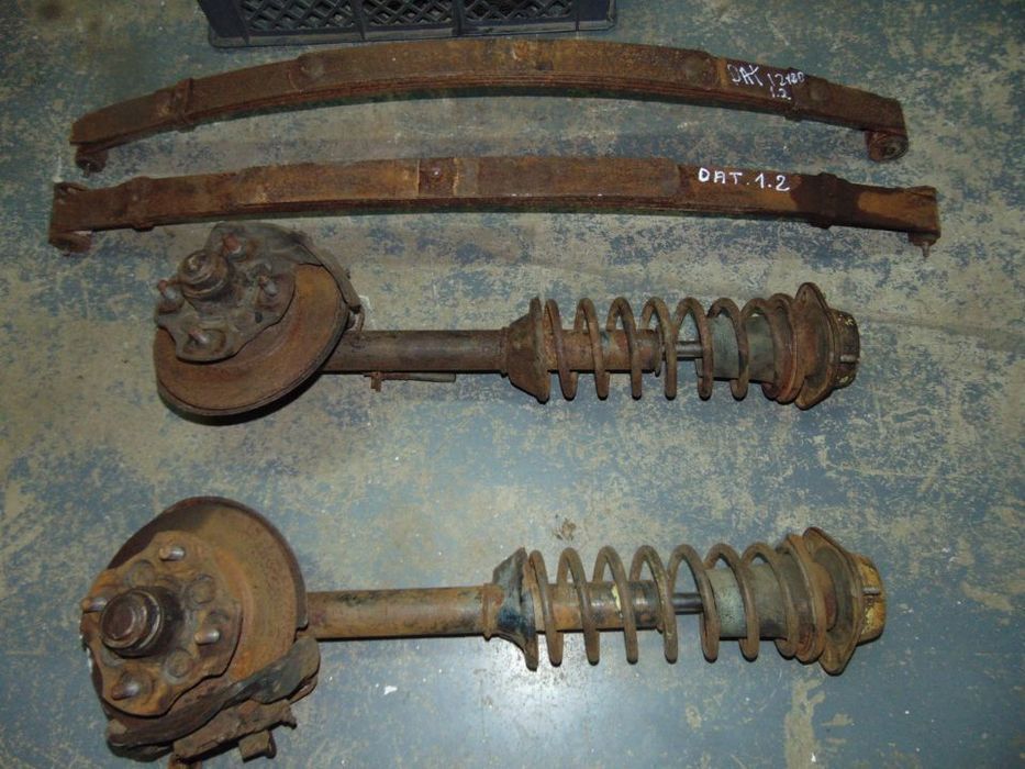 Datsun 1200 molas de suspensão de trás/Suspensão da frente