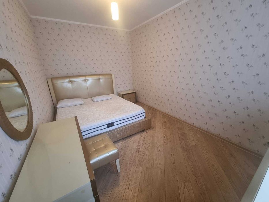 без комісії здам 4 кім квартиру вул. Старонаводницька 8 Б