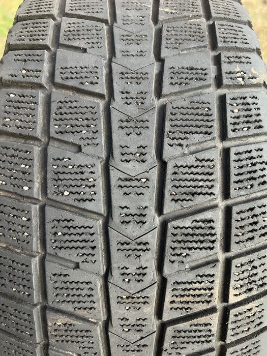 Продам комплект резини