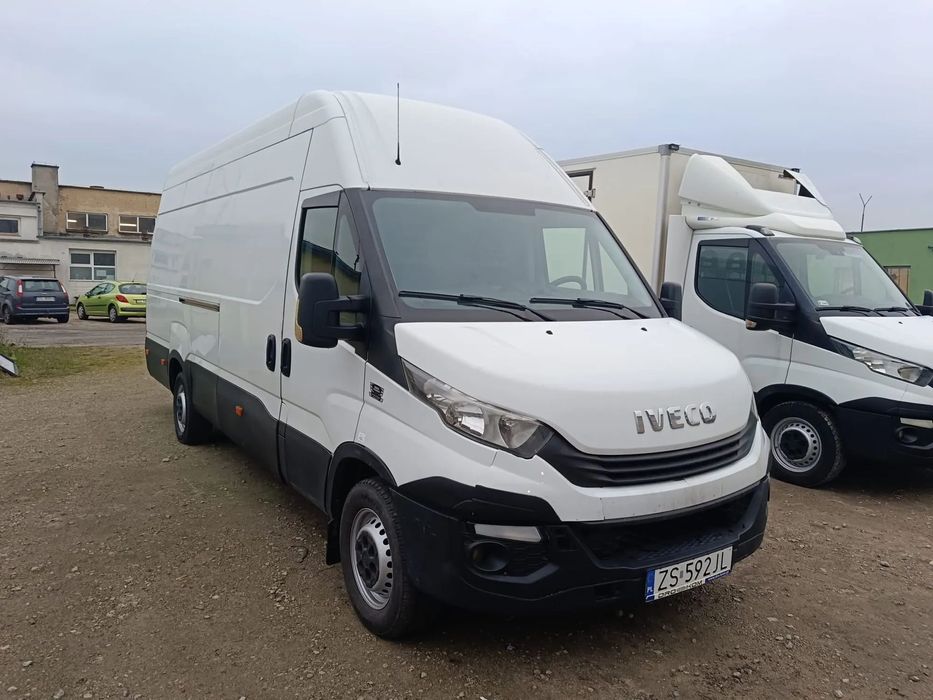 Iveco DAILY- 35S18V  IVECO DAILY 35S18V- Furgon FV  I właściciel
