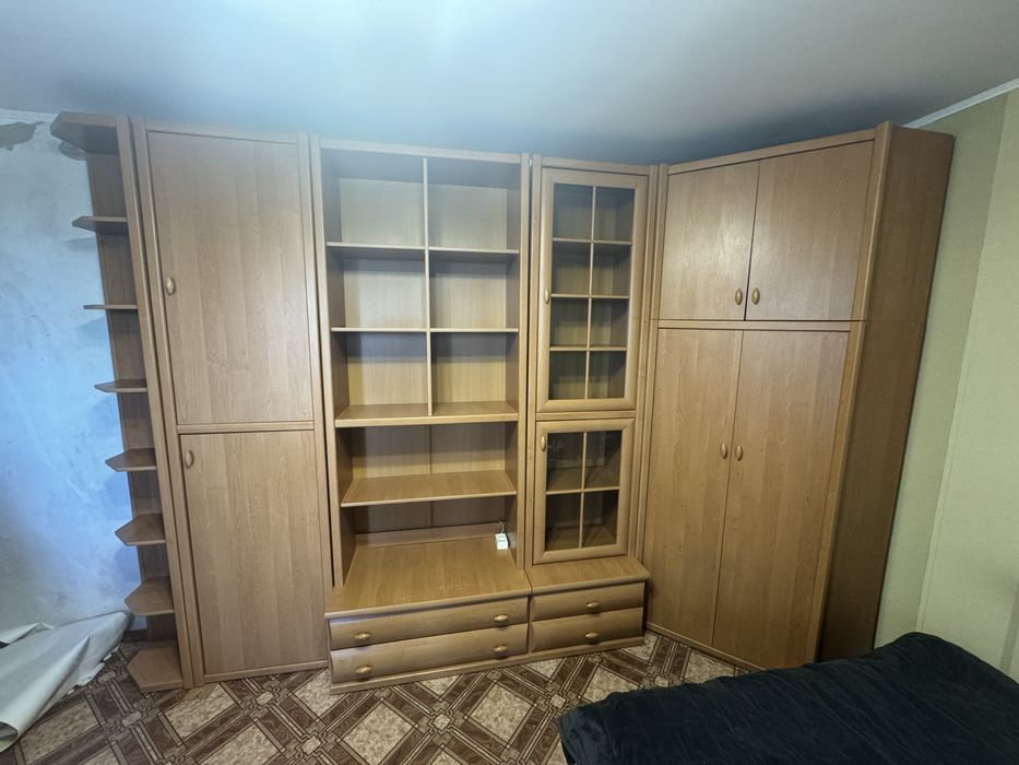 Продам стенку Борис