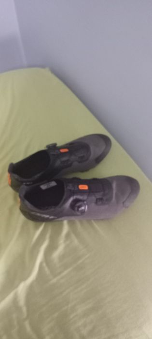 Sapatilhas de BTT da marca DMT versão MK4