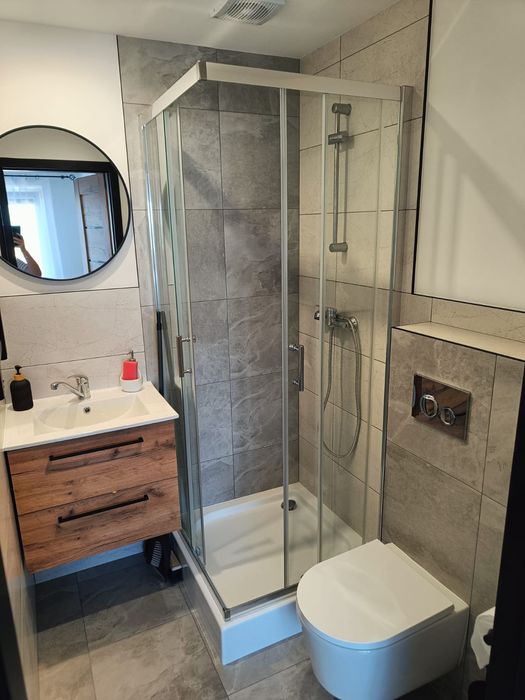 Pokoje z łazienkami, aneksami blisko morza,centrum