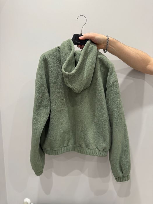 Тепла флісова жіноча кофта на молнії