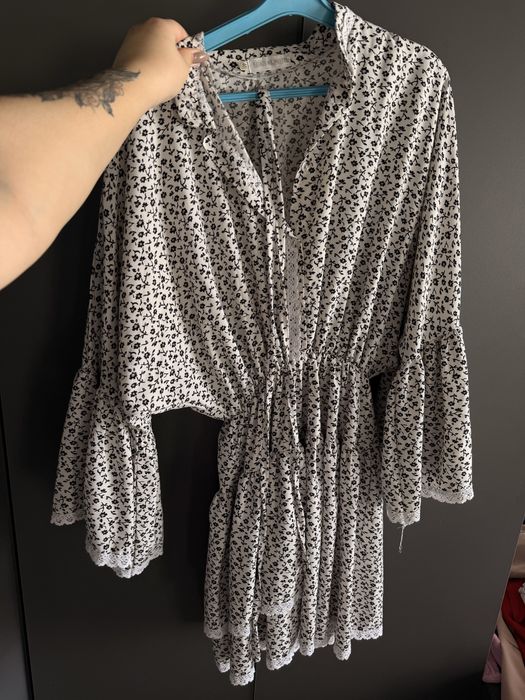 Сучасна сукня 46-48 розмір