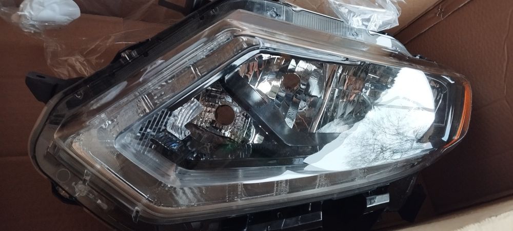 Фара нова ліва NISSAN ROGUE -X-TRAIL 2014-2018 рік